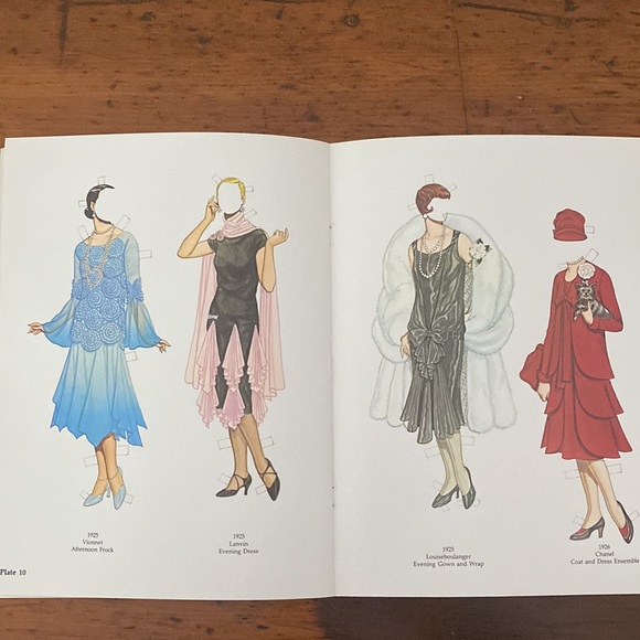 Vintage paper doll book uncut Great Fashion Designs of the 20’s Tom Tierney 1983 - Picture 12 of 16